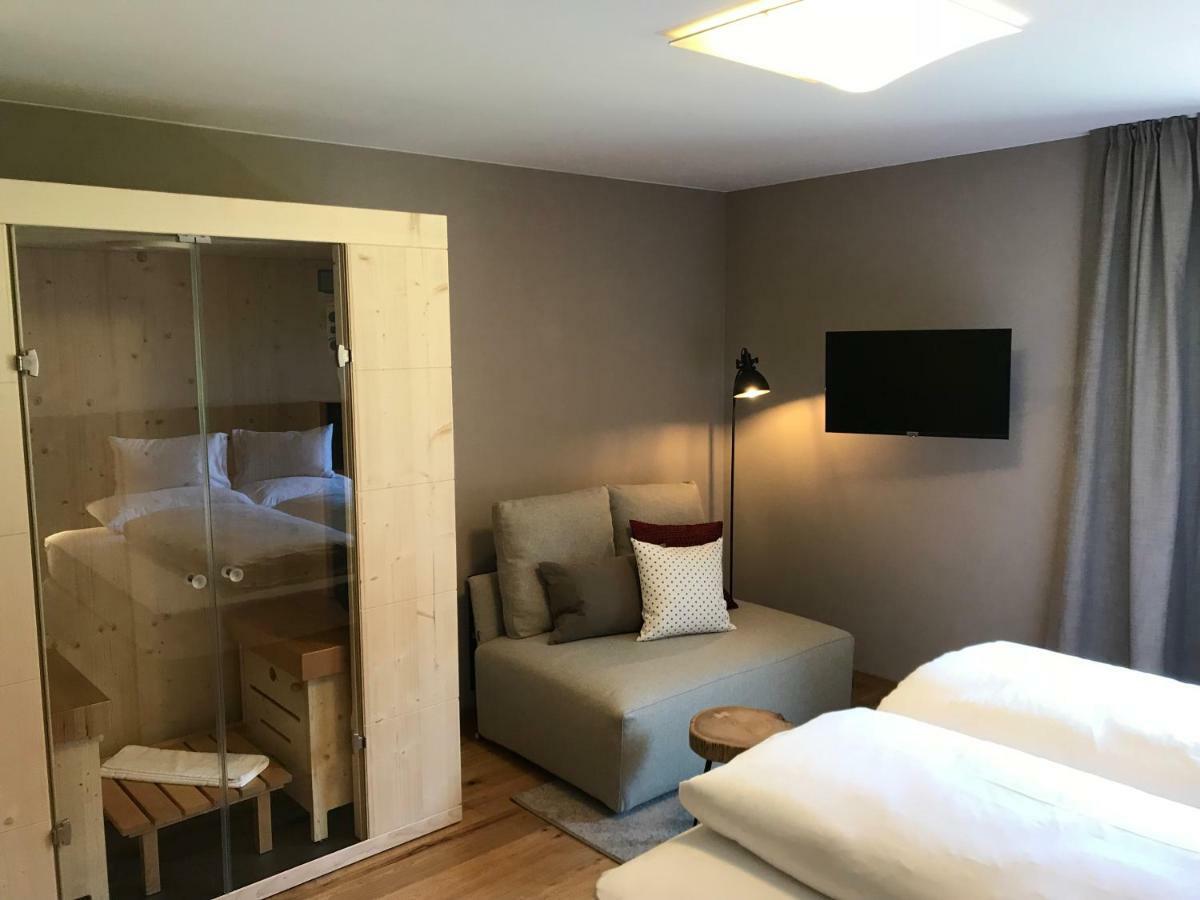 Klein Fein Hotel Zum Graf Planca di Sopra Eksteriør billede