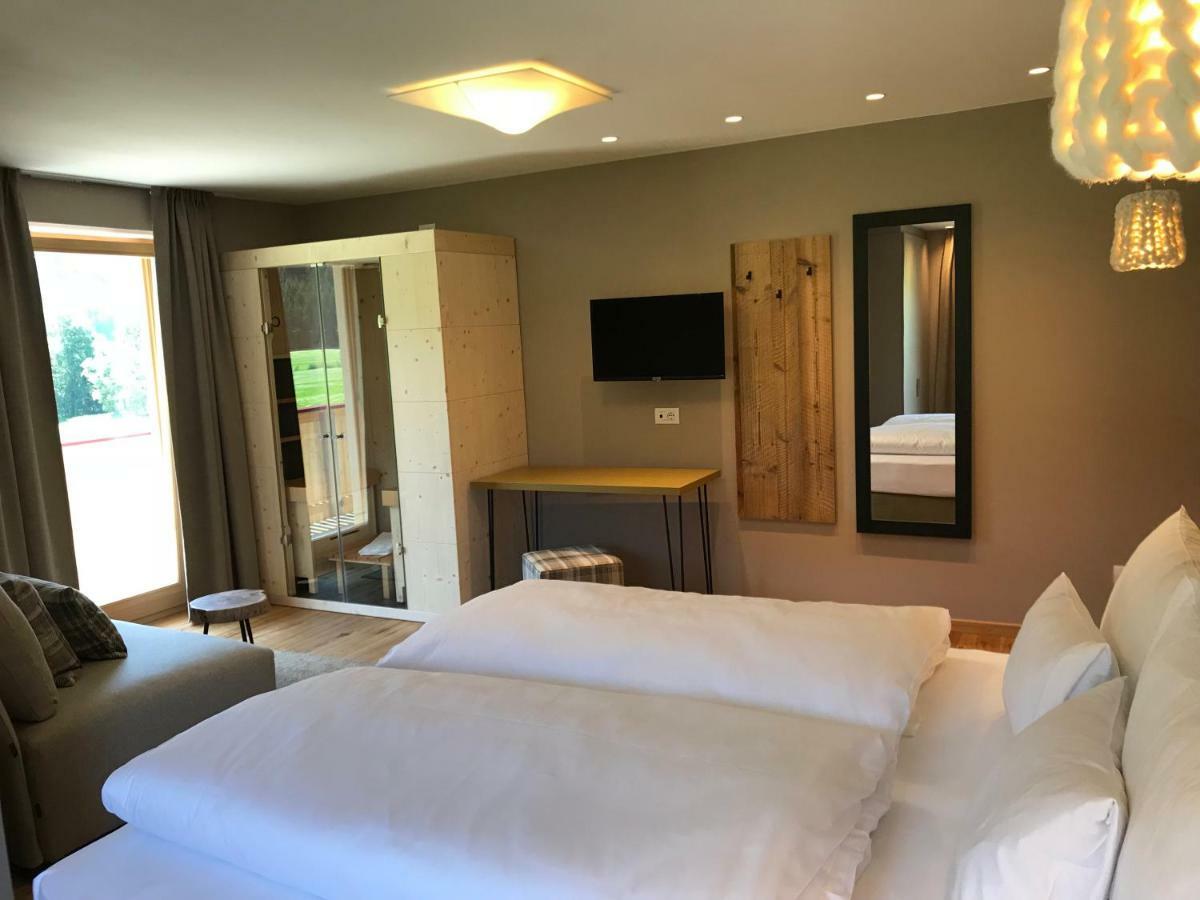 Klein Fein Hotel Zum Graf Planca di Sopra Eksteriør billede